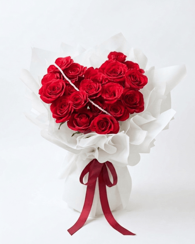 Buket Bunga Mawar Merah