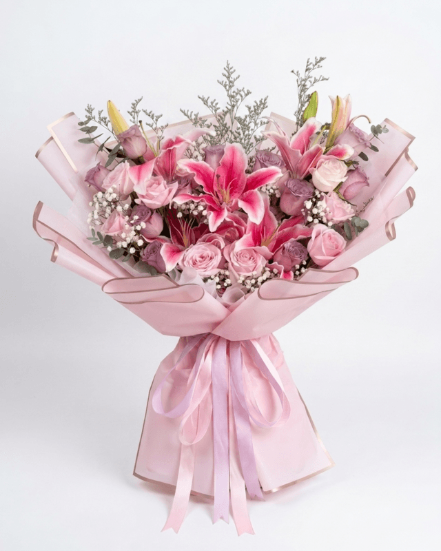 Buket Bunga Mawar dan Lili