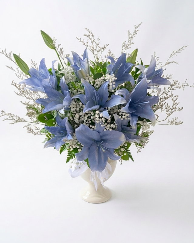 Bunga Meja Lili Biru
